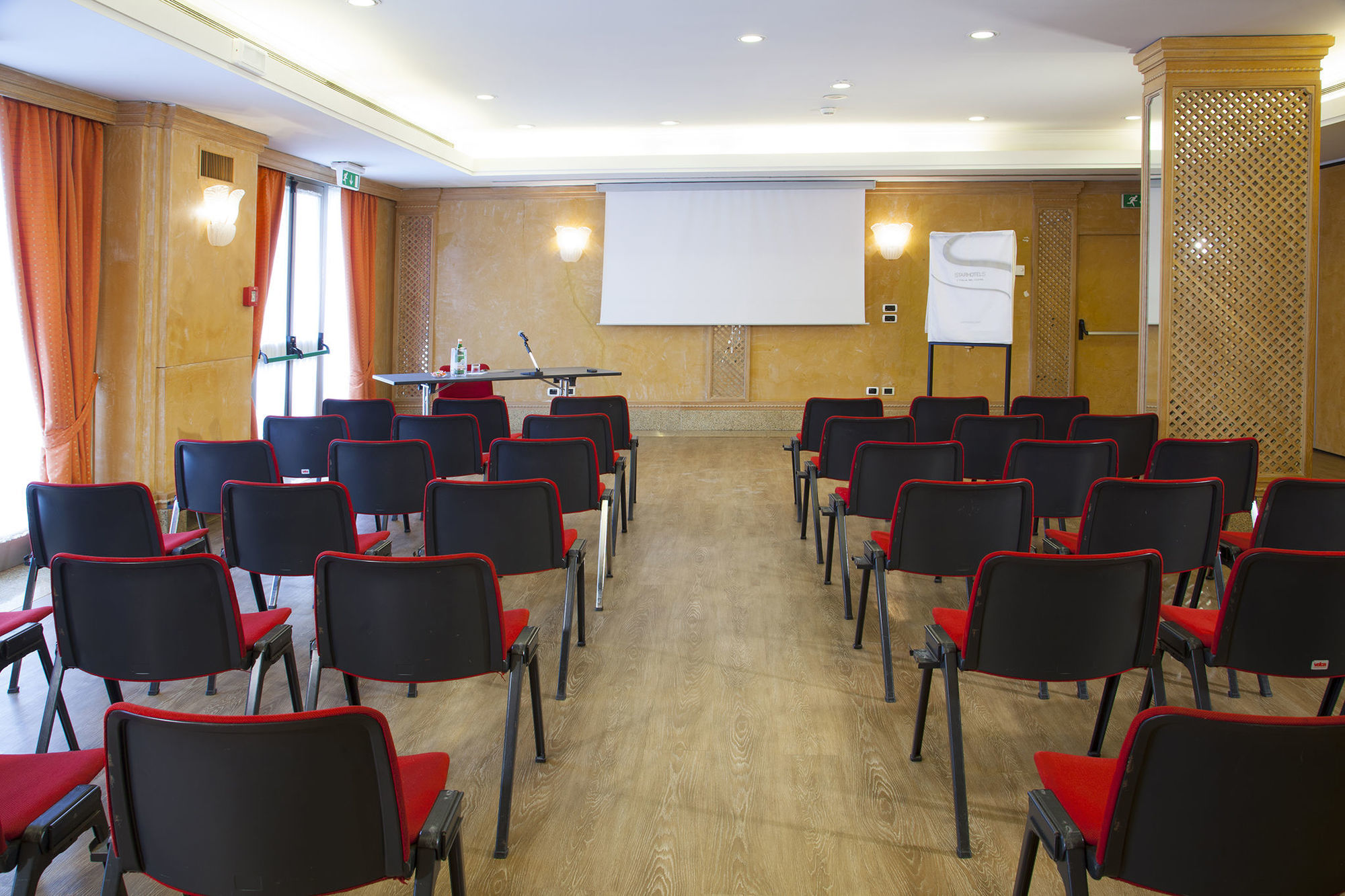 Starhotels Vespucci Campi Bisenzio Amenidades foto